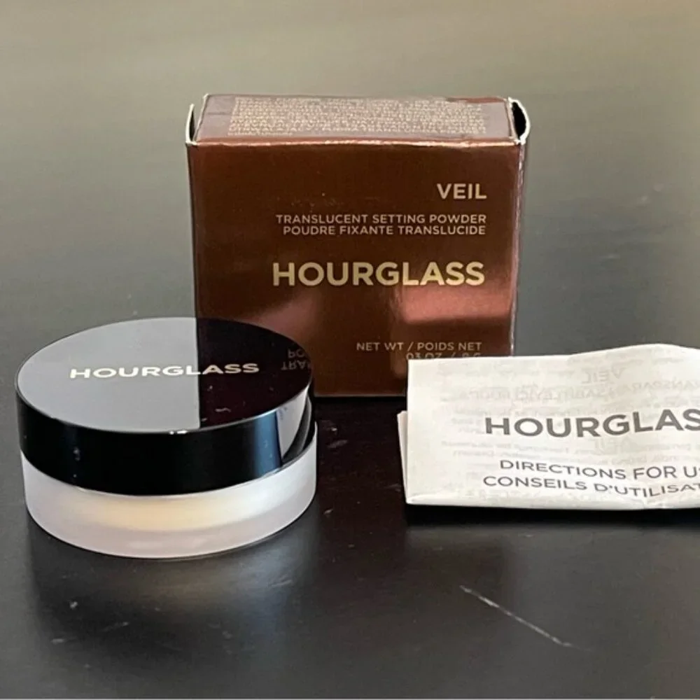 **5/$25** BEAUTY – HOURGLASS Veil Translucent Setting Powder - Talc Free